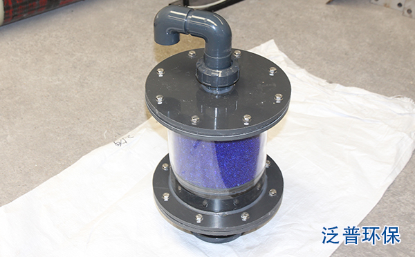 硫（liú）酸儲罐吸濕（shī）器外形圖（tú）